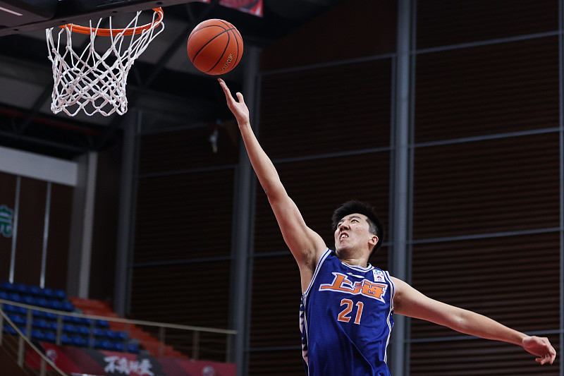 风云突变深圳男篮窗口期更衣室发声,欧篮联版图或变,引发热议,轮换策略成焦点(广东宏远男篮今天最新新闻) 风云突变深圳男篮窗口期更衣室发声,欧篮联版图或变,引发热议,轮换策略成焦点(广东宏远男篮今天最新新闻)