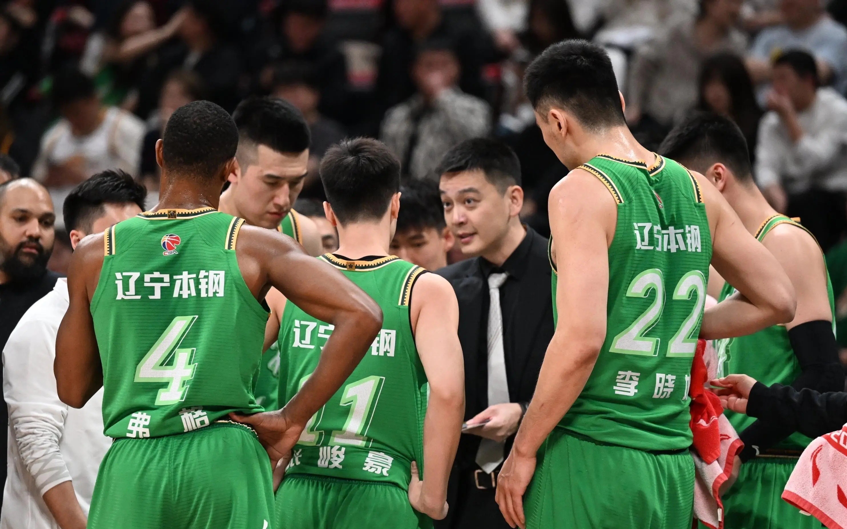 里尔刷新队史纪录备战国王杯武汉三镇防线松动备战CBA常规赛，NBA季后赛赛前再迎强敌直接炸裂的简单介绍