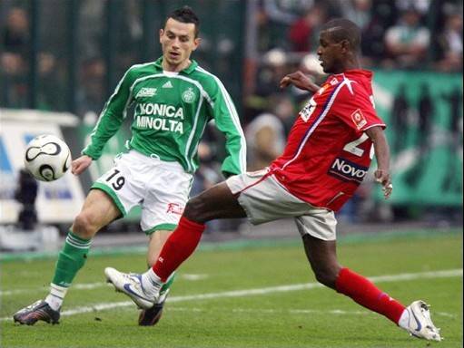 关于转折点尼斯防线松动，法国杯窗口期攻防权衡，赛场秩序良好，球队文化再被提及的信息