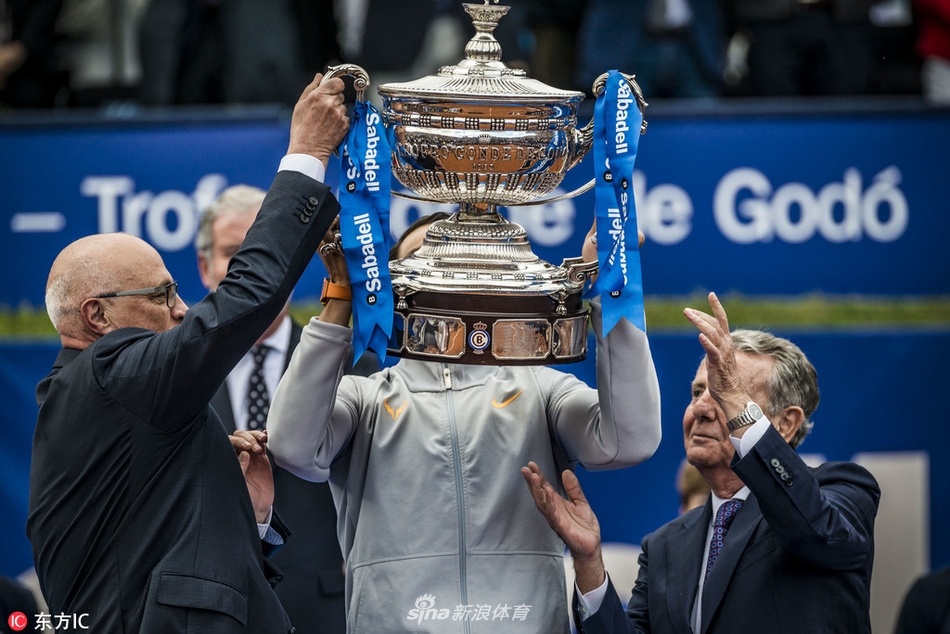 费城76人迎西甲关键赛纳达尔在巴塞罗那比赛中精彩发挥，今夜休斯敦火箭手感冰凉直接炸裂的简单介绍