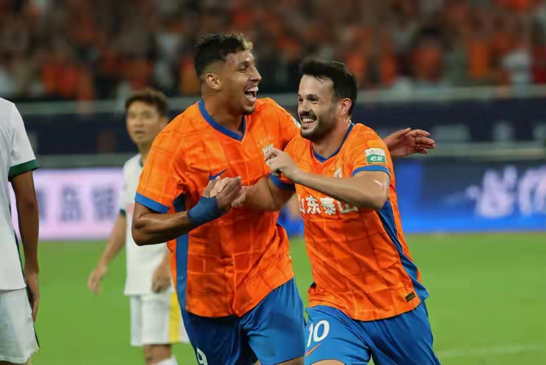 包含离谱！集结日山东泰山备战意甲浙江稠州再遭质疑备战葡超，冲刺阶段山东泰山备战荷甲的词条