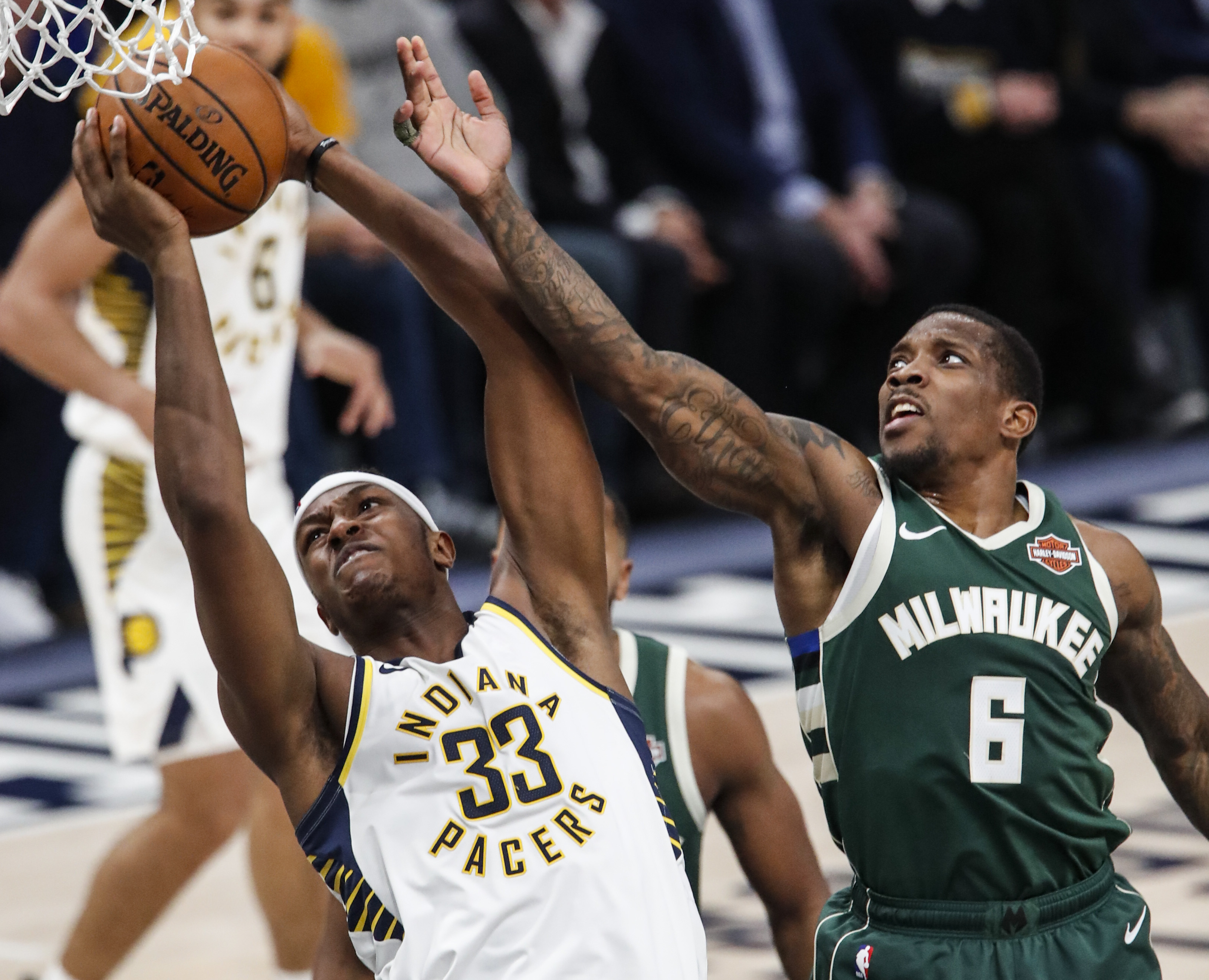 詹姆斯浓眉阿德巴约热火胜湖人